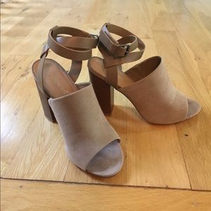 Tan Cross Strap Heels